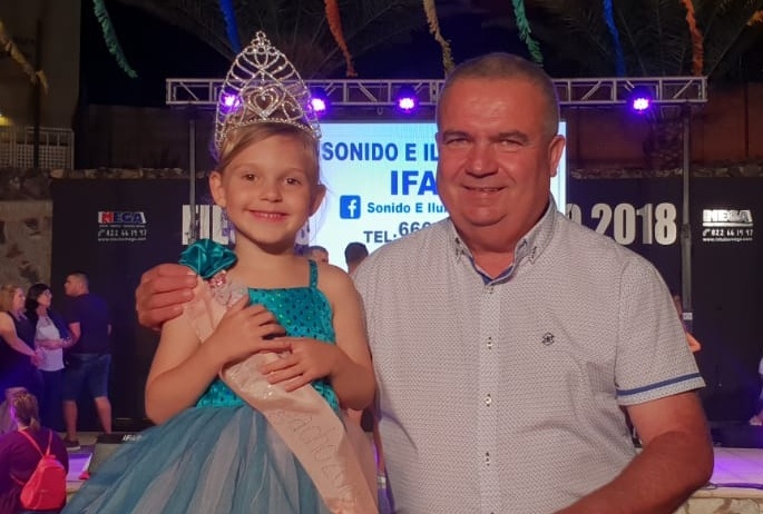 La niña Ariane Roger Martín, Reina infantil de las fiestas de Guargacho