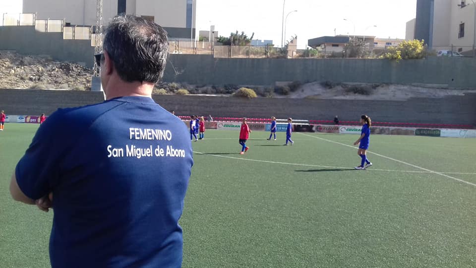 El equipo femenino de fútbol de San Miguel de Abona inicia su andadura deportiva