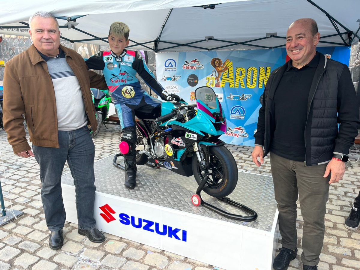 La joven promesa sanmiguelera, Arón González Hernández, presentó oficialmente la nueva imagen de su moto.
