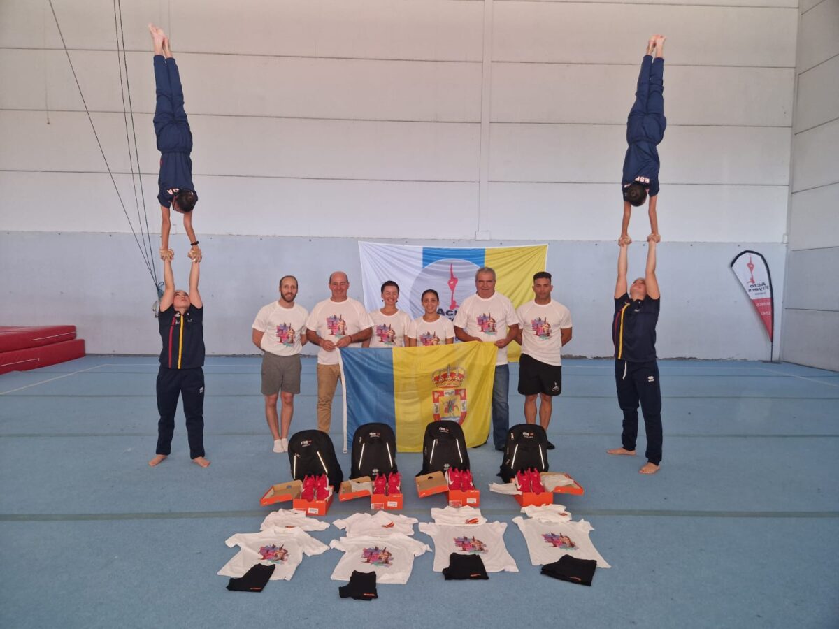 Componentes del equipo de gimnasia acrobática Acroflyers Tenerife participarán en el campeonato de Europa por edades