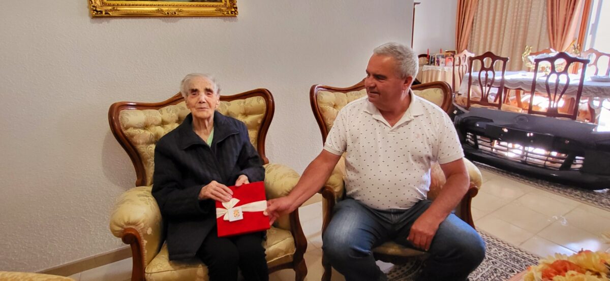 Dña. Dolores Delgado Pérez cumple 103 años